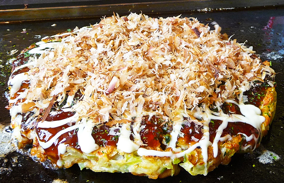 The shop in Shiojiri is by far the best okonomiyaki I had throughout the year. They would bring the batter and cook it in front of you, and put on a show if you wanted mayo or hot sauce